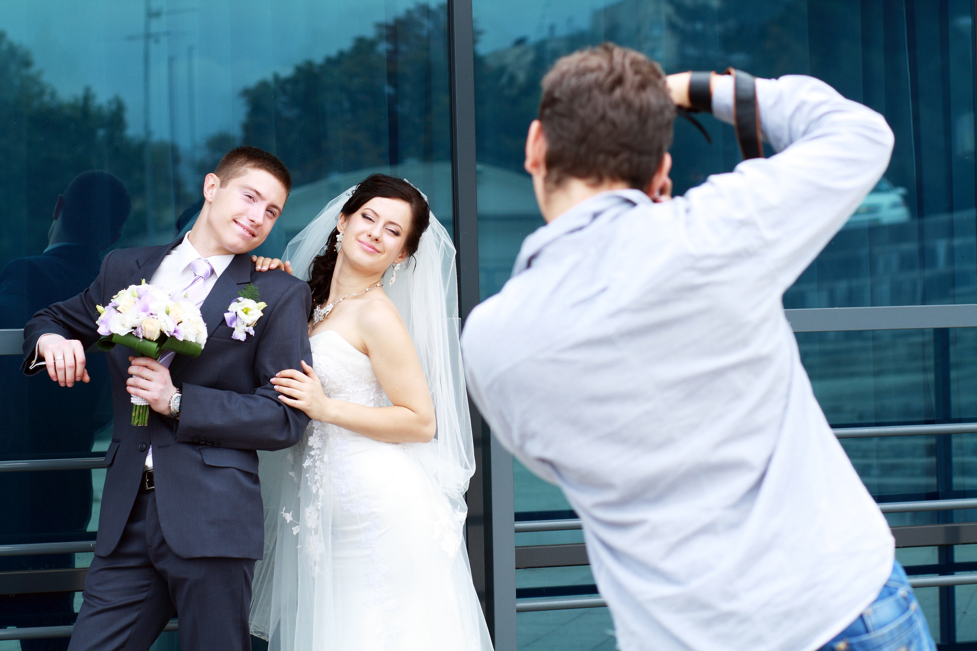 Top 10 Tips for Choosing the Best Wedding Photographer